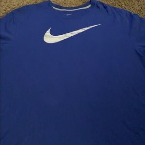 Nike T-shirt